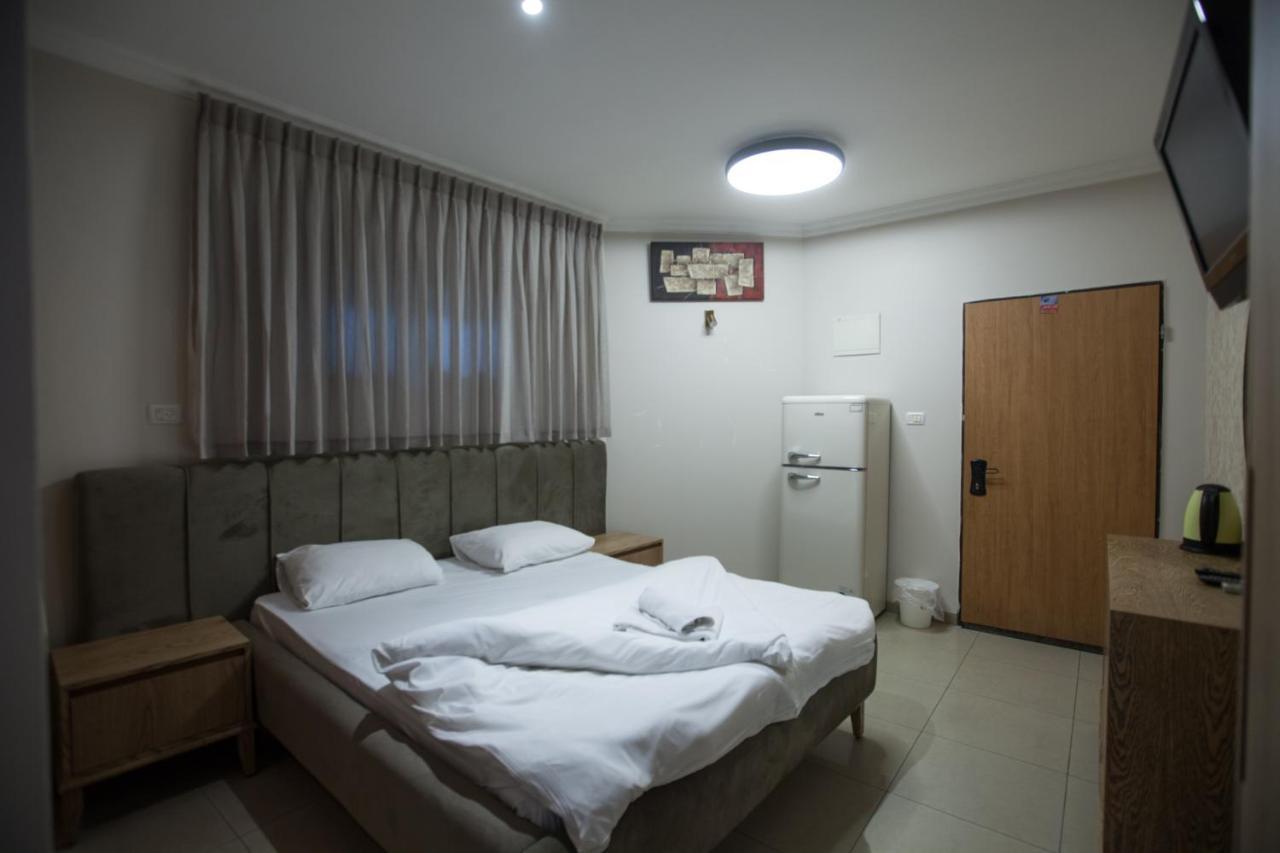 Puy Ahuzat Haosher Hotel Tiberíades Exterior foto